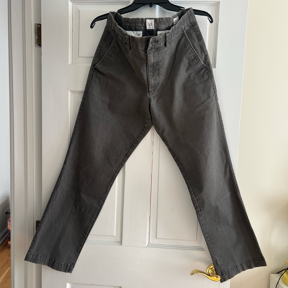 Gap khaki pants / size: 32/30 mens